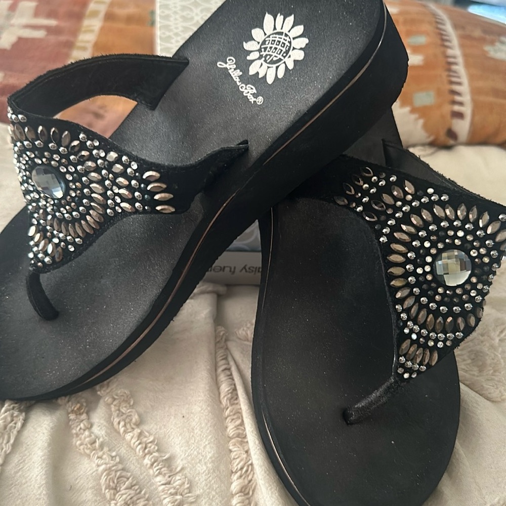 Yellow Box sandals worn once execellent condition